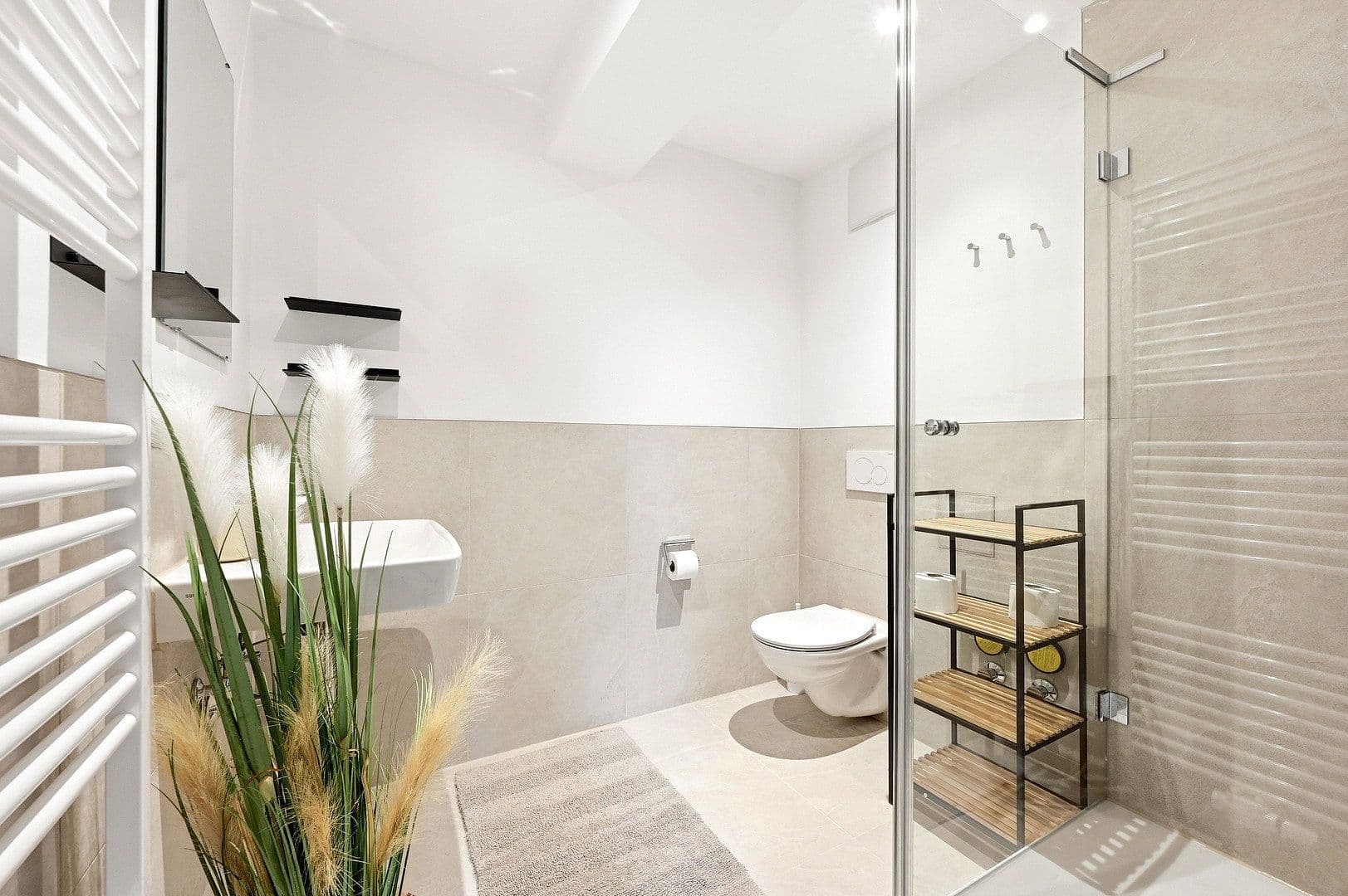 Prenájom bytu 4-izbový 80 m², Moltkestraße 56, Heilbronn, Bádensko-Wurttembersko Prenájom bytu 4-izbový 80 m², Moltkestraße 56, Heilbronn, Bádensko-Wurttembersko