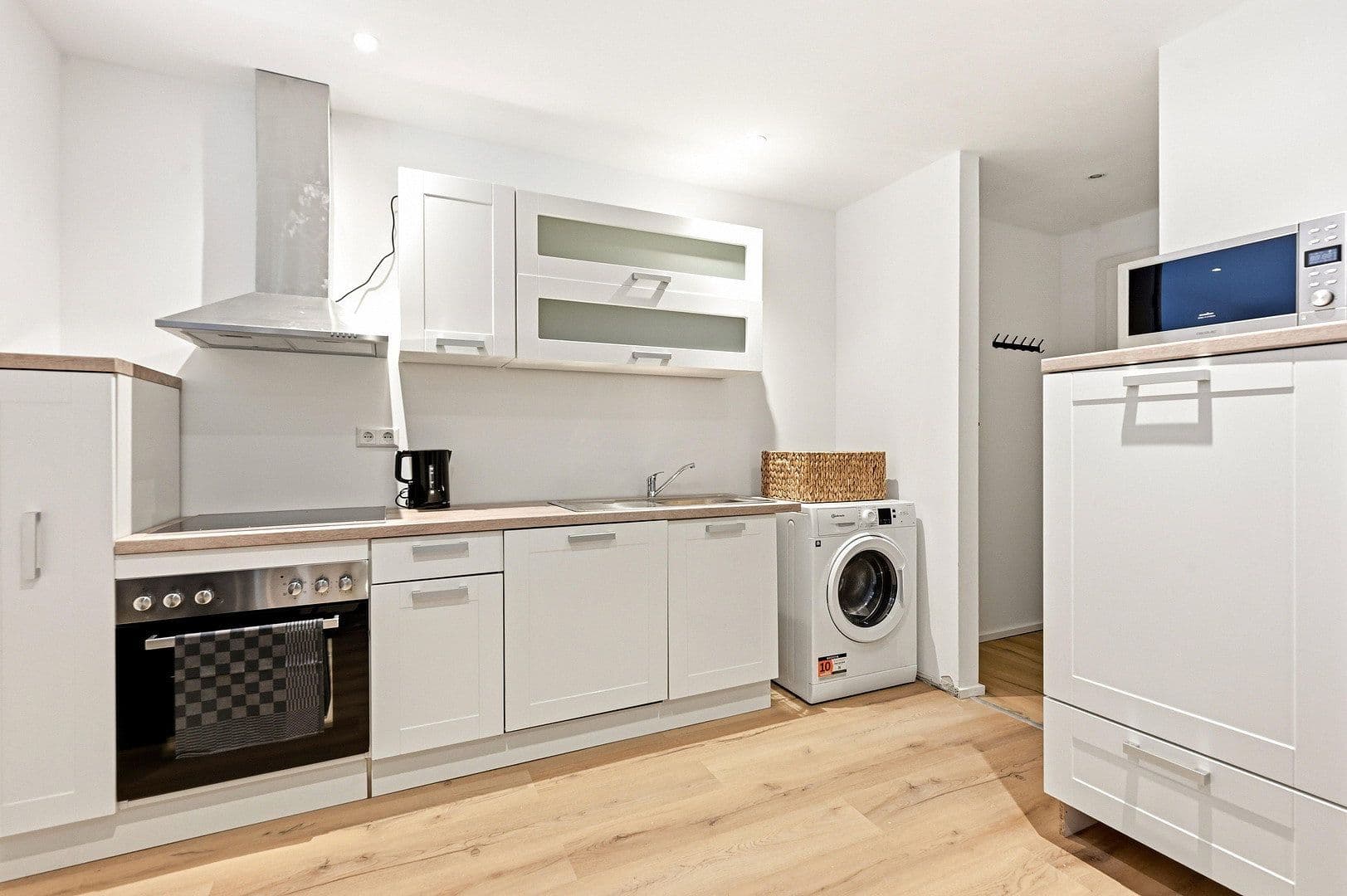 Prenájom bytu 4-izbový 80 m², Moltkestraße 56, Heilbronn, Bádensko-Wurttembersko Prenájom bytu 4-izbový 80 m², Moltkestraße 56, Heilbronn, Bádensko-Wurttembersko