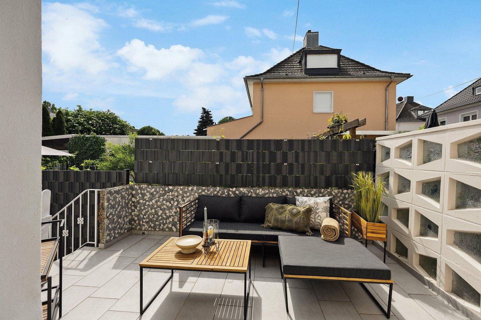Predaj domu 138 m², pozemek 428 m², Herlesweiden 4, Bad Kreuznach, Porýnie-Falcko Predaj domu 138 m², pozemek 428 m², Herlesweiden 4, Bad Kreuznach, Porýnie-Falcko