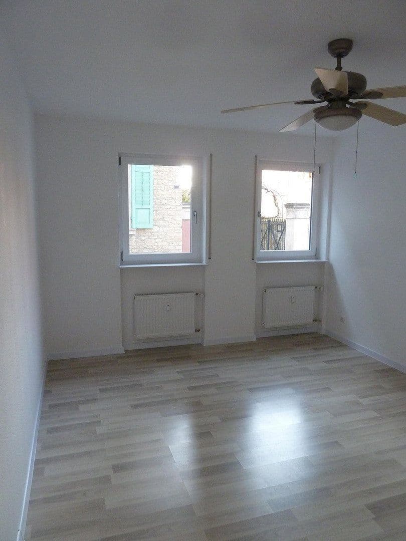 Predaj bytu 3-izbový 92 m², Ingelheim am Rhein, Porýnie-Falcko Predaj bytu 3-izbový 92 m², Ingelheim am Rhein, Porýnie-Falcko