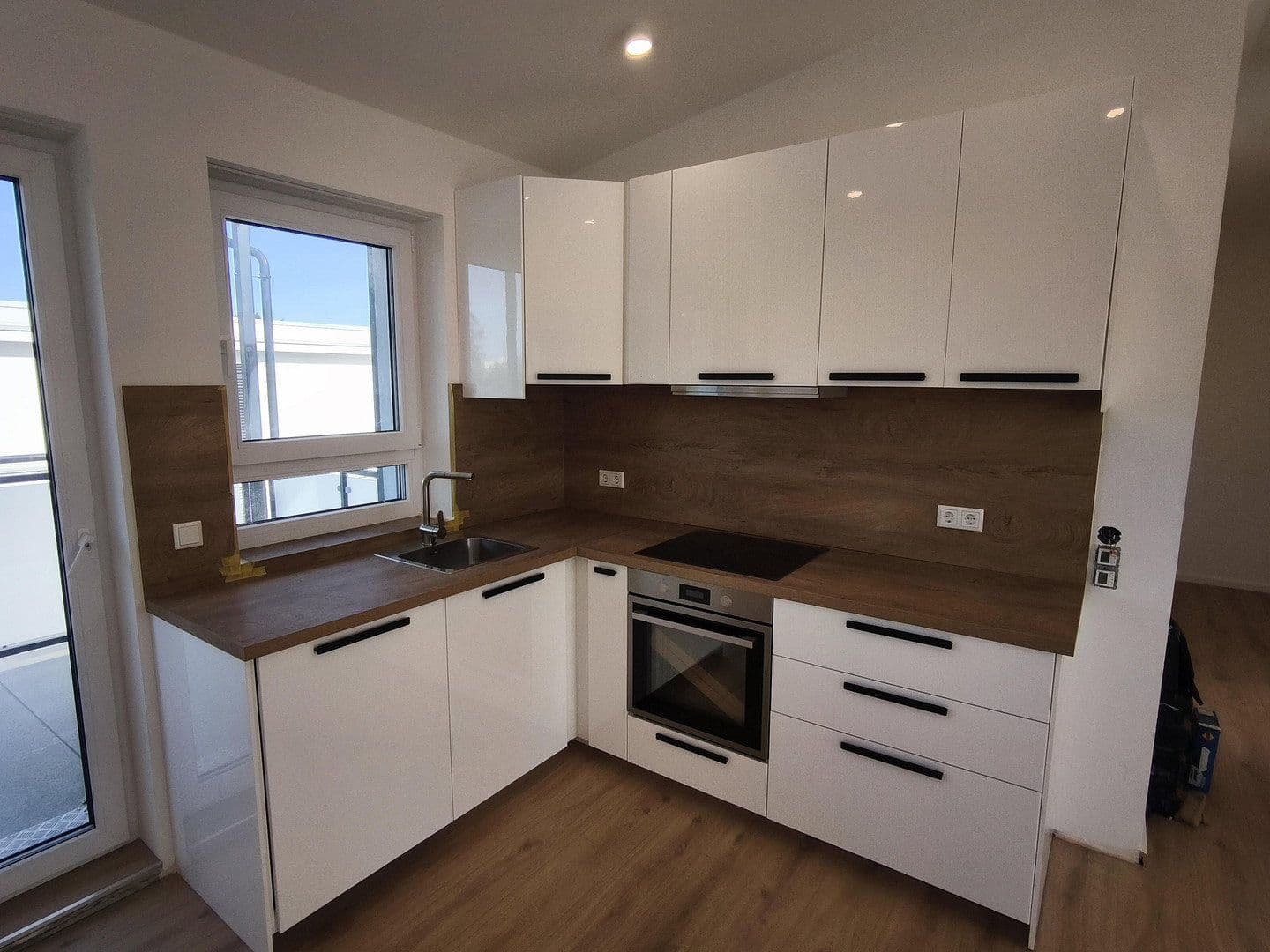 Prenájom bytu 2-izbový 63 m², Buchrainstraße 49, Frankfurt am Main, Hesensko Prenájom bytu 2-izbový 63 m², Buchrainstraße 49, Frankfurt am Main, Hesensko