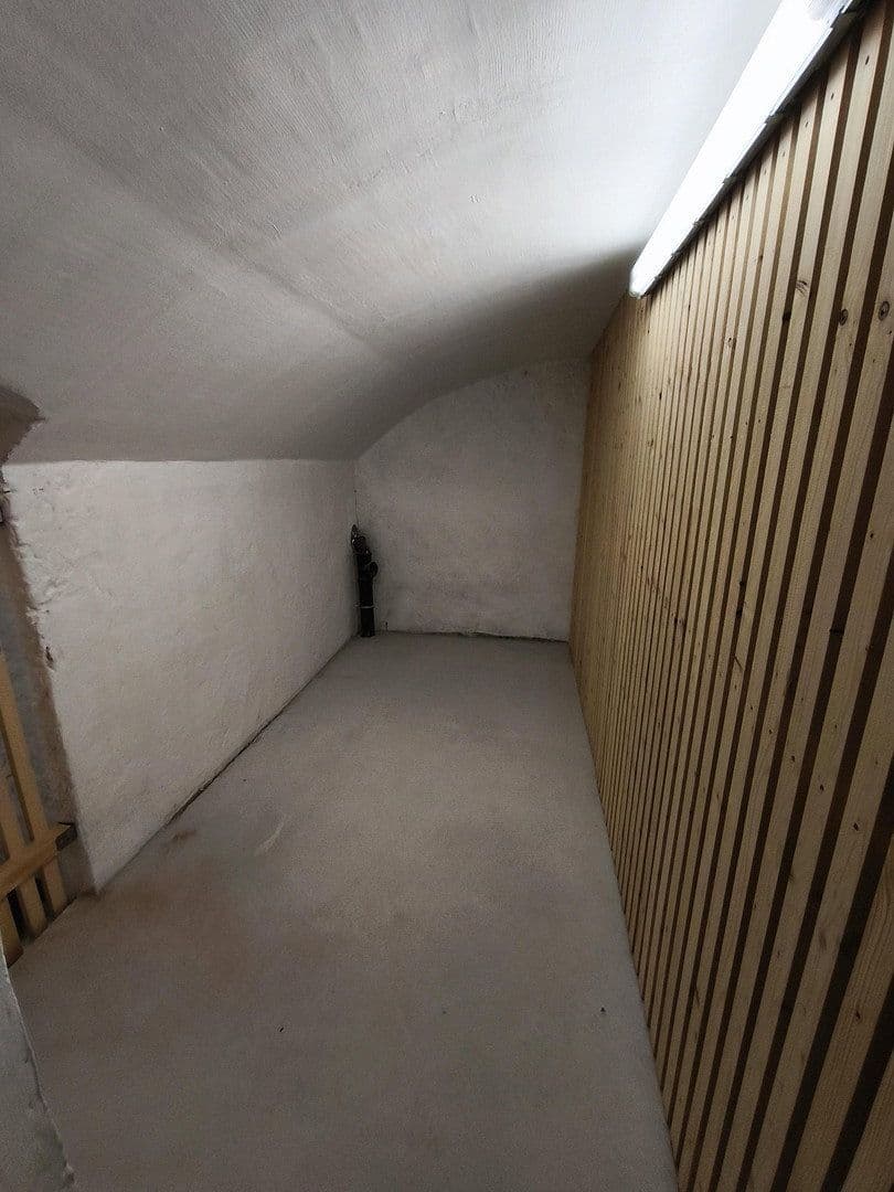 Prenájom bytu 2-izbový 63 m², Buchrainstraße 49, Frankfurt am Main, Hesensko Prenájom bytu 2-izbový 63 m², Buchrainstraße 49, Frankfurt am Main, Hesensko
