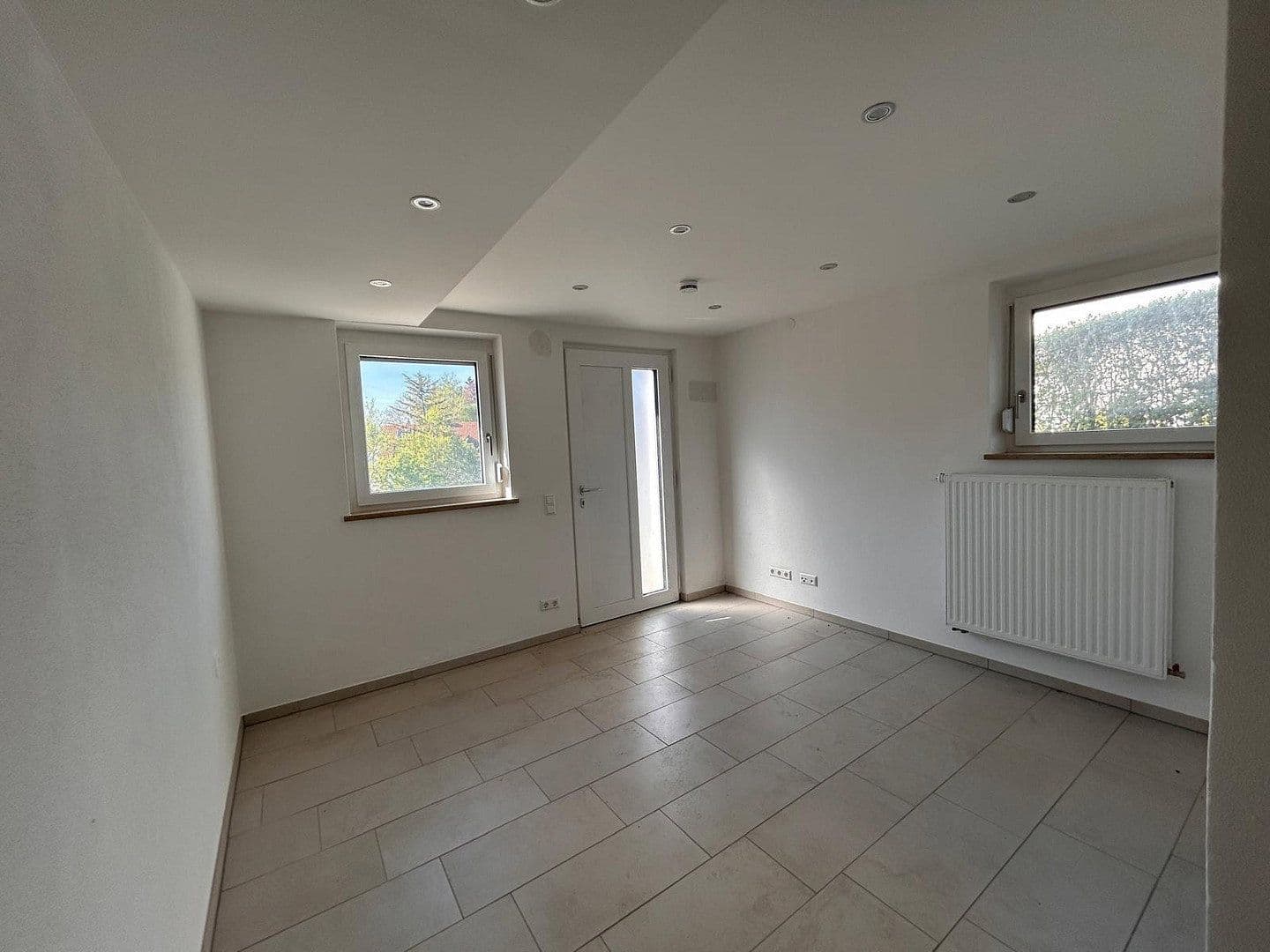 Predaj domu 218 m², pozemek 450 m², Günzburg, Bavorsko Predaj domu 218 m², pozemek 450 m², Günzburg, Bavorsko