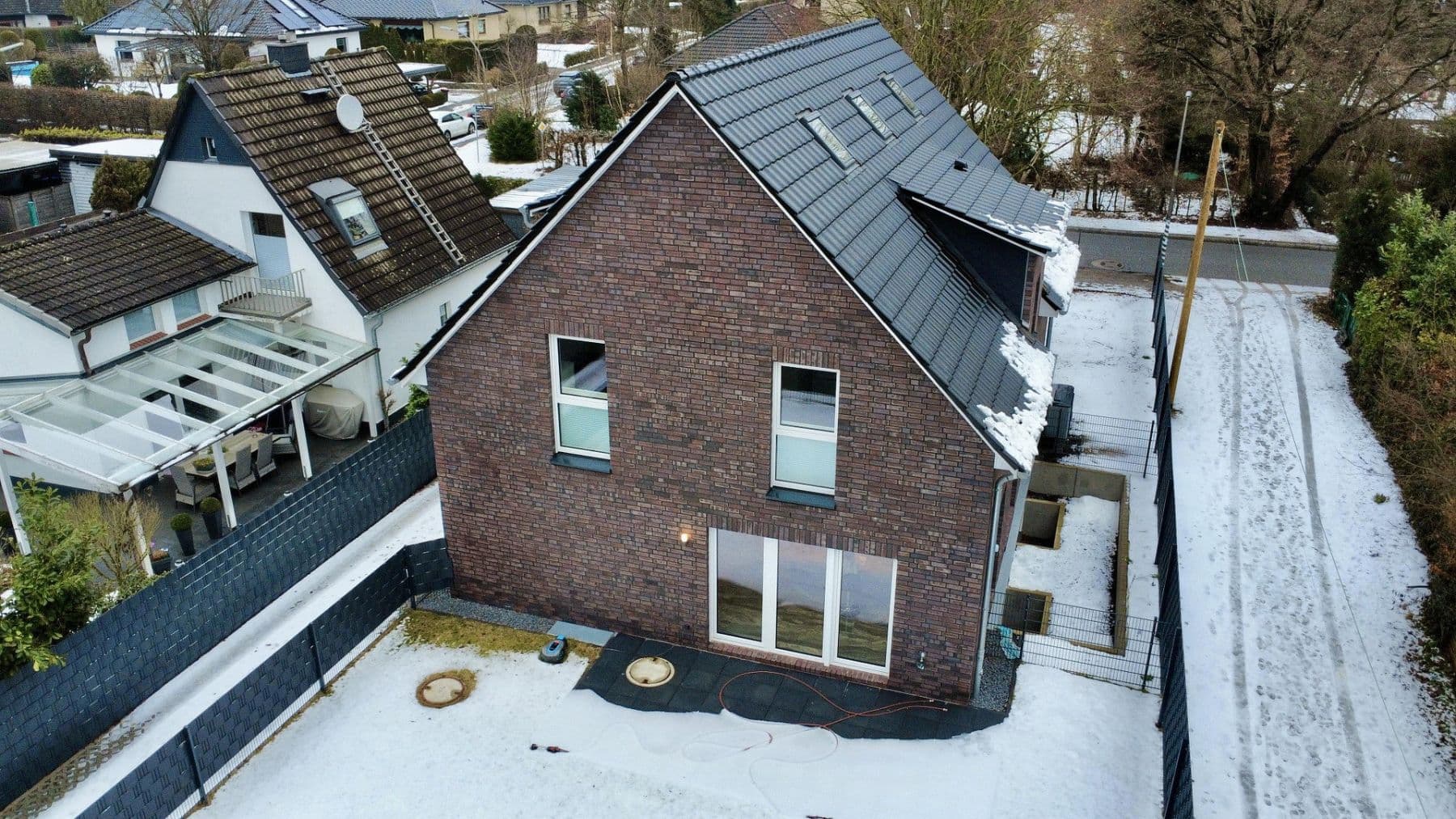 Predaj domu 200 m², pozemek 508 m², Beim Farenland 23, Hamburg, Hamburg Predaj domu 200 m², pozemek 508 m², Beim Farenland 23, Hamburg, Hamburg