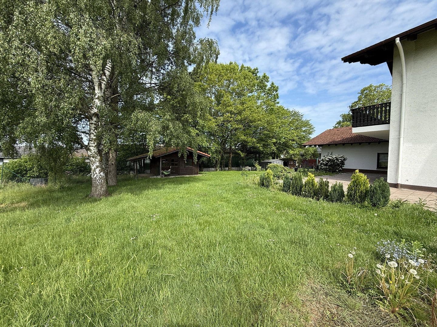 Prenájom domu 255 m², pozemek 1.500 m², Bornwiese 4, Ransbach-Baumbach, Porýnie-Falcko Prenájom domu 255 m², pozemek 1.500 m², Bornwiese 4, Ransbach-Baumbach, Porýnie-Falcko