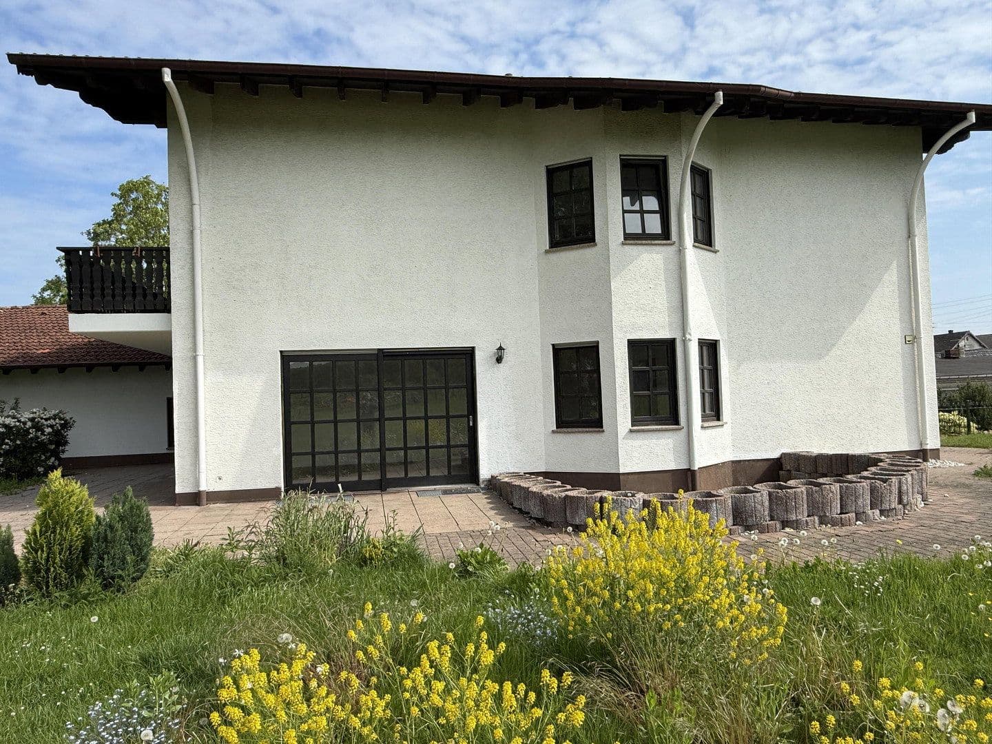 Prenájom domu 255 m², pozemek 1.500 m², Bornwiese 4, Ransbach-Baumbach, Porýnie-Falcko Prenájom domu 255 m², pozemek 1.500 m², Bornwiese 4, Ransbach-Baumbach, Porýnie-Falcko