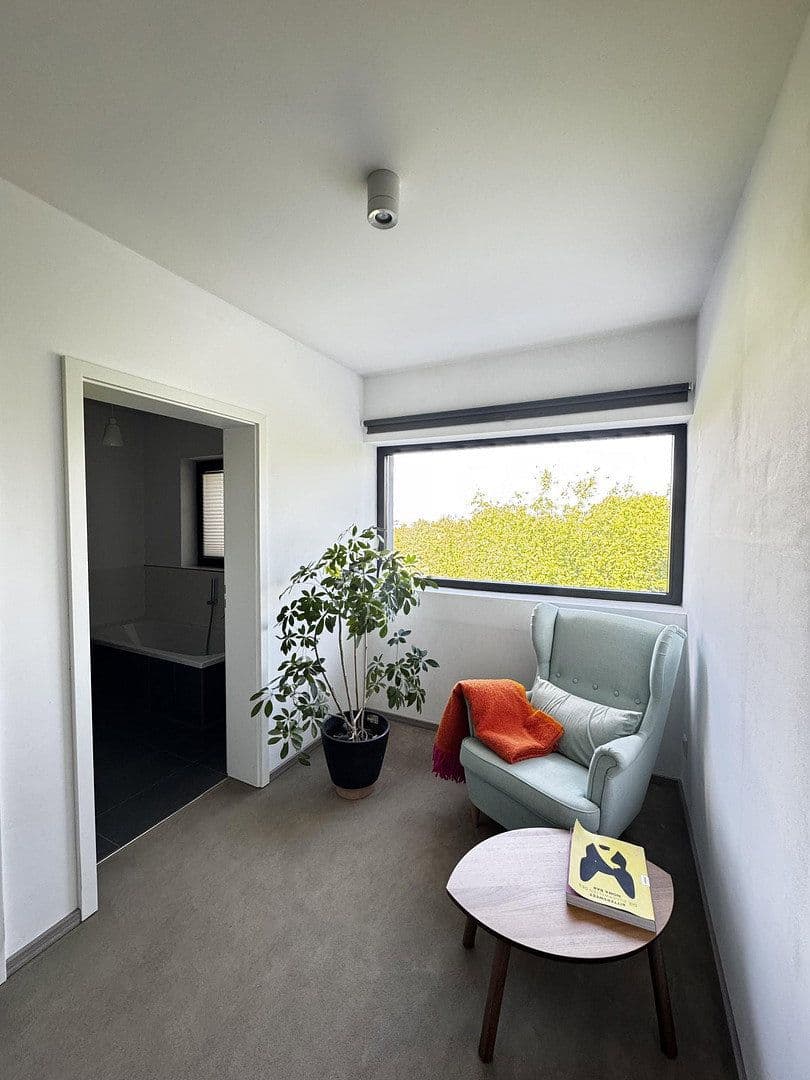 Predaj domu 214 m², pozemek 471 m², Bad Nauheim, Hesensko Predaj domu 214 m², pozemek 471 m², Bad Nauheim, Hesensko