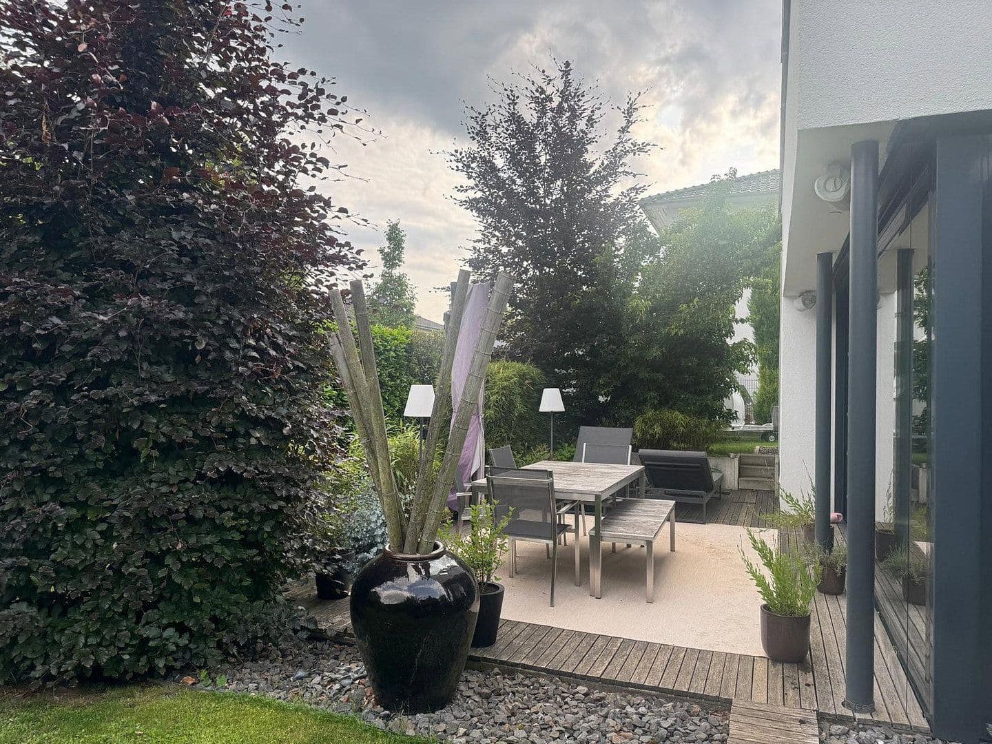 Predaj domu 214 m², pozemek 471 m², Bad Nauheim, Hesensko Predaj domu 214 m², pozemek 471 m², Bad Nauheim, Hesensko