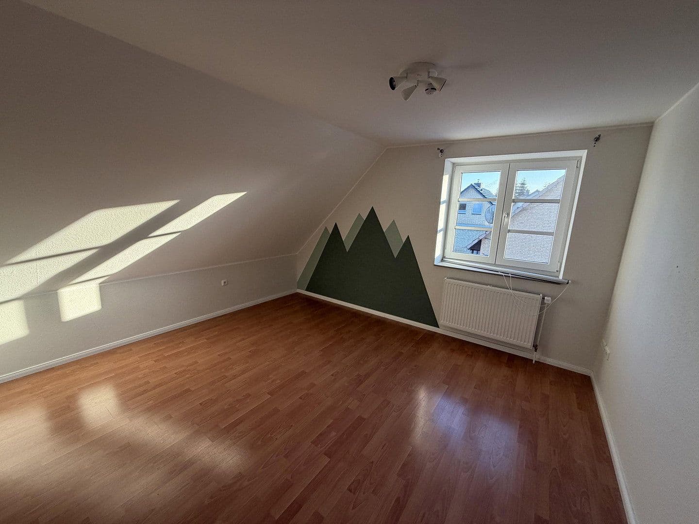 Predaj domu 146 m², pozemek 815 m², Tellingstedt, Šlezvicko-Holštajnsko Predaj domu 146 m², pozemek 815 m², Tellingstedt, Šlezvicko-Holštajnsko