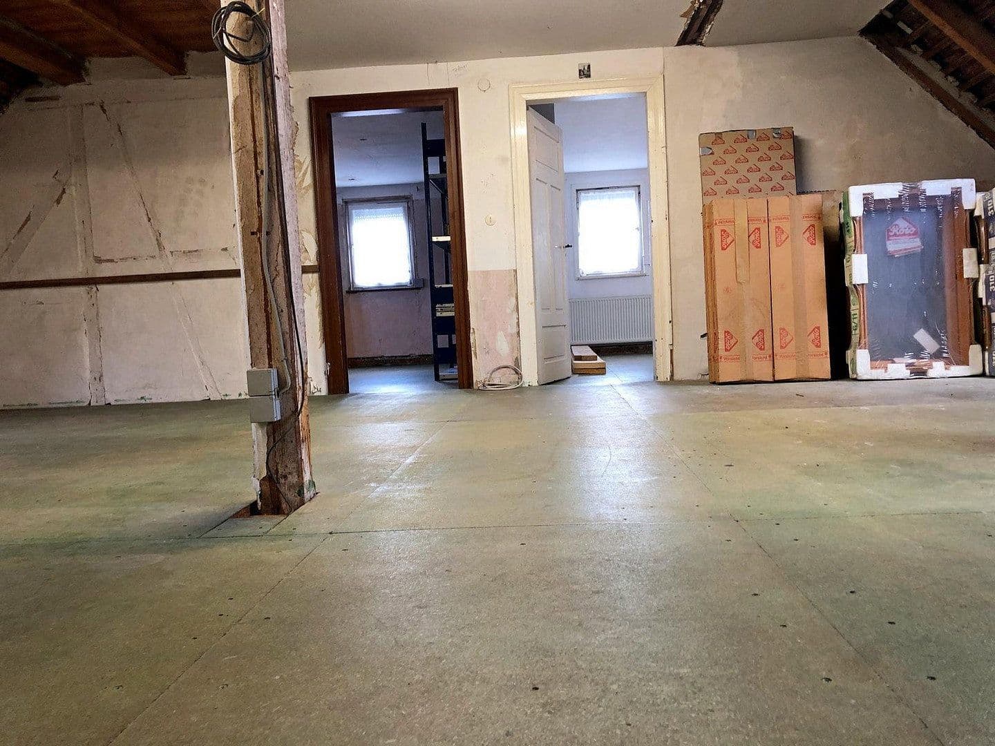 Predaj domu 193 m², pozemek 236 m², Pliezhausen, Bádensko-Wurttembersko Predaj domu 193 m², pozemek 236 m², Pliezhausen, Bádensko-Wurttembersko