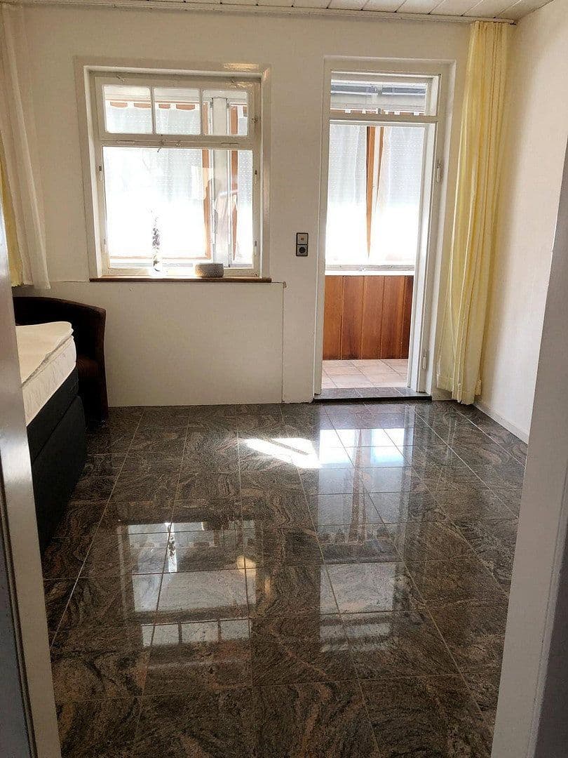 Predaj domu 193 m², pozemek 236 m², Pliezhausen, Bádensko-Wurttembersko Predaj domu 193 m², pozemek 236 m², Pliezhausen, Bádensko-Wurttembersko
