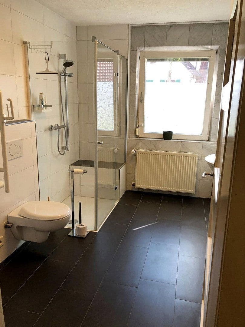 Predaj domu 193 m², pozemek 236 m², Pliezhausen, Bádensko-Wurttembersko Predaj domu 193 m², pozemek 236 m², Pliezhausen, Bádensko-Wurttembersko