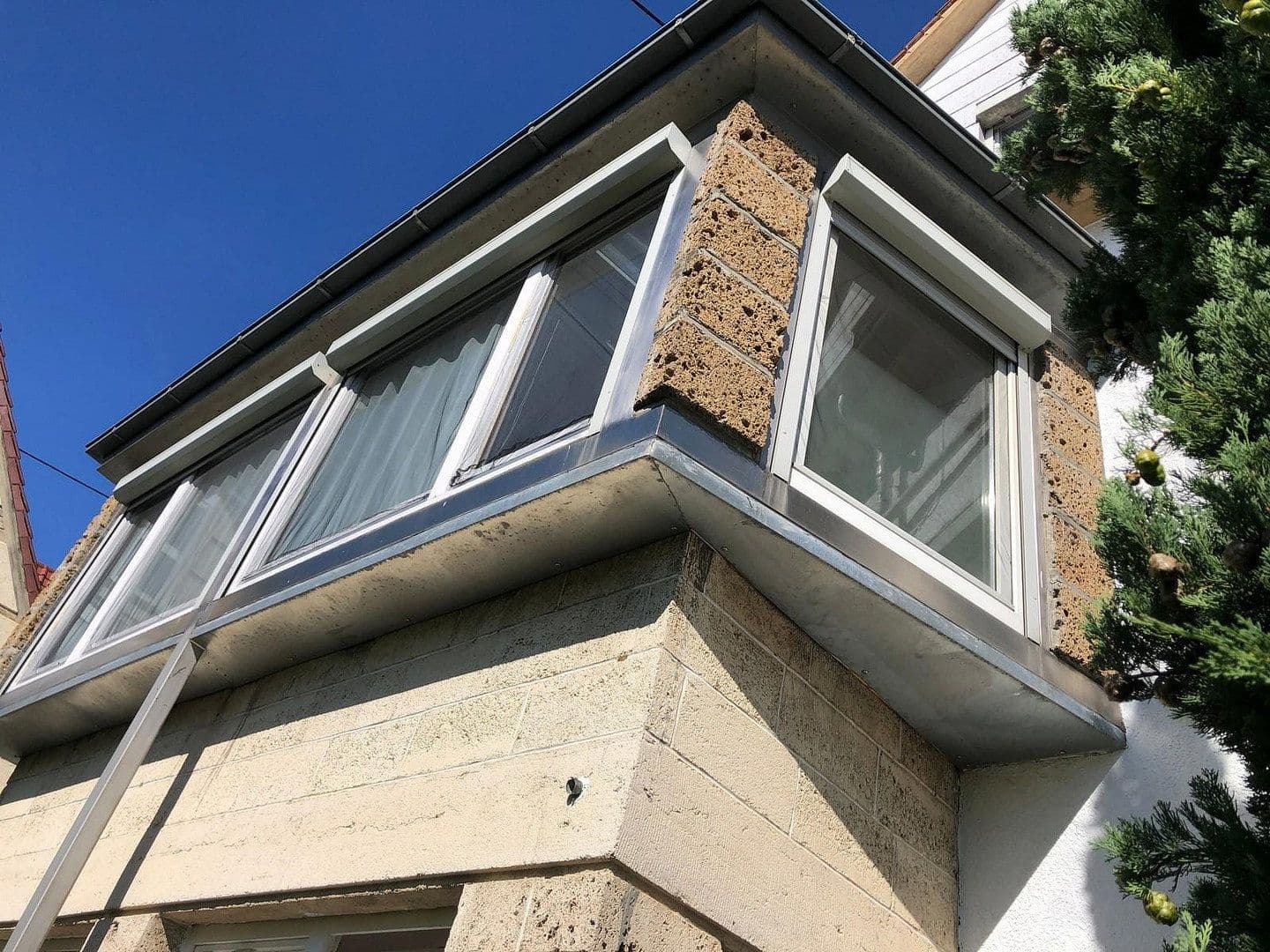 Predaj domu 193 m², pozemek 236 m², Pliezhausen, Bádensko-Wurttembersko Predaj domu 193 m², pozemek 236 m², Pliezhausen, Bádensko-Wurttembersko