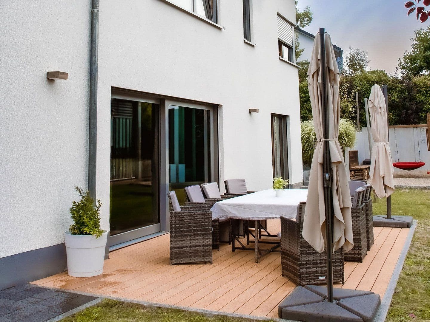 Predaj domu 204 m², pozemek 928 m², Kaffeeberg 32, Gablingen, Bavorsko Predaj domu 204 m², pozemek 928 m², Kaffeeberg 32, Gablingen, Bavorsko