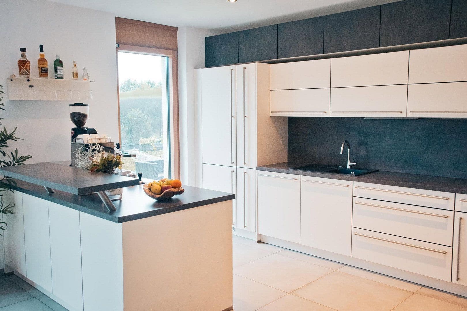 Predaj domu 204 m², pozemek 928 m², Kaffeeberg 32, Gablingen, Bavorsko Predaj domu 204 m², pozemek 928 m², Kaffeeberg 32, Gablingen, Bavorsko
