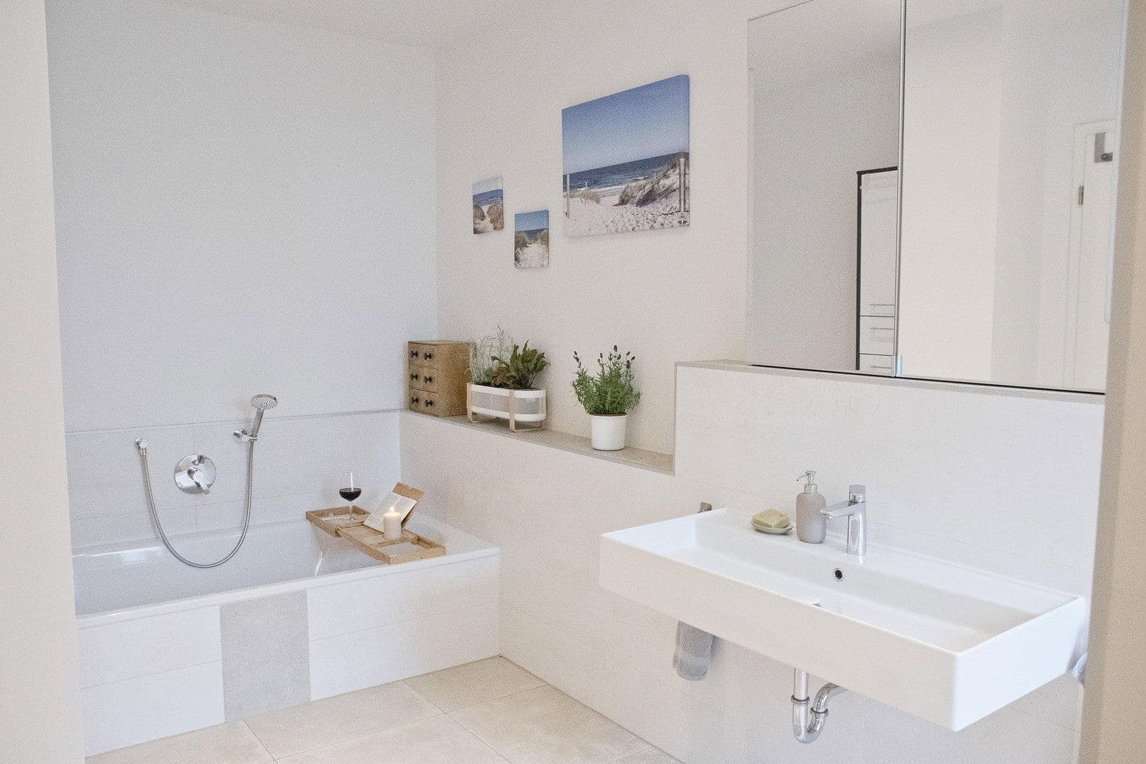 Predaj domu 204 m², pozemek 928 m², Kaffeeberg 32, Gablingen, Bavorsko Predaj domu 204 m², pozemek 928 m², Kaffeeberg 32, Gablingen, Bavorsko