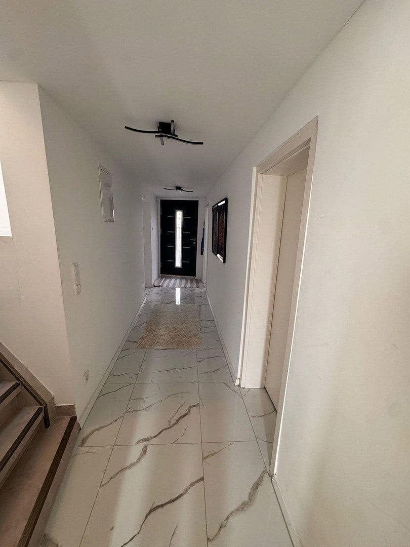 Predaj domu 137 m², pozemek 378 m², Kerpen, Severné Porýnie - Westfálsko Predaj domu 137 m², pozemek 378 m², Kerpen, Severné Porýnie - Westfálsko