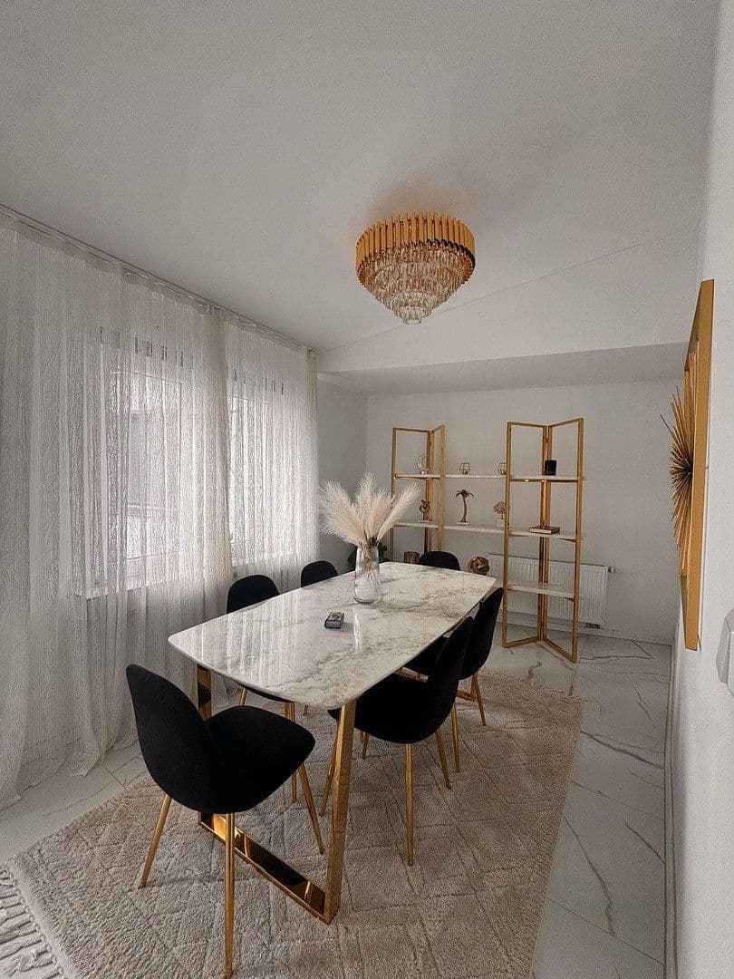 Predaj domu 137 m², pozemek 378 m², Kerpen, Severné Porýnie - Westfálsko Predaj domu 137 m², pozemek 378 m², Kerpen, Severné Porýnie - Westfálsko