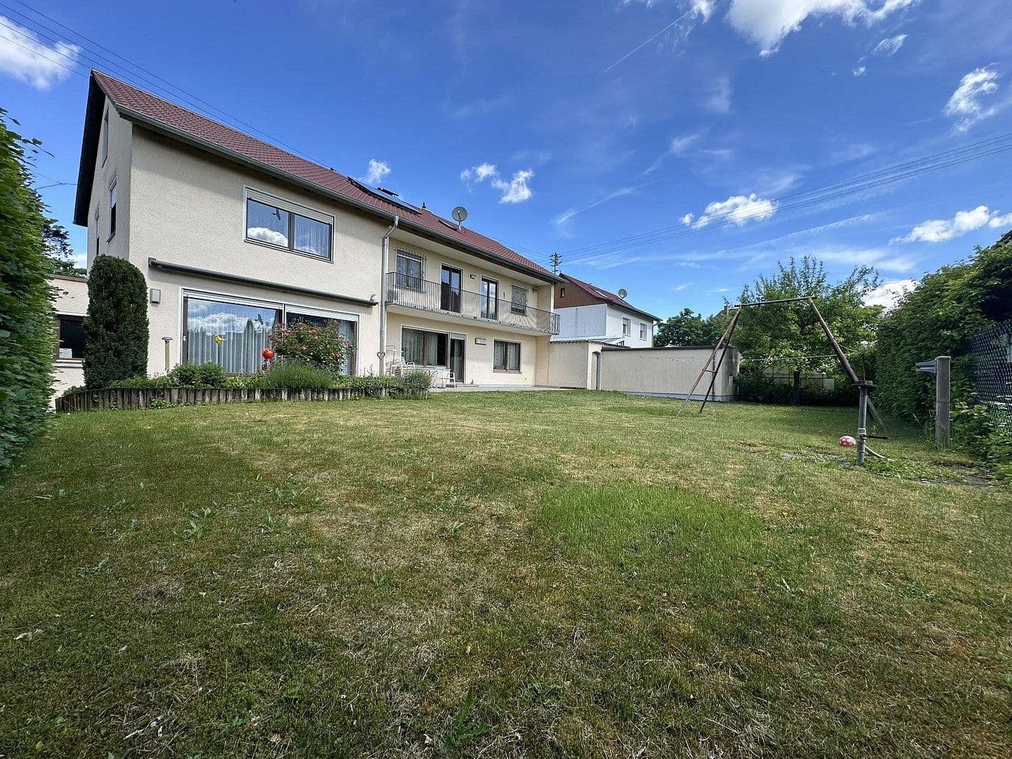 Predaj domu 220 m², pozemek 610 m², Augsburg, Bavorsko Predaj domu 220 m², pozemek 610 m², Augsburg, Bavorsko