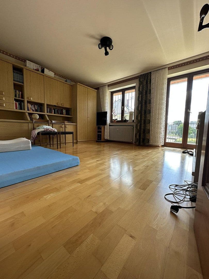Predaj domu 220 m², pozemek 610 m², Augsburg, Bavorsko Predaj domu 220 m², pozemek 610 m², Augsburg, Bavorsko