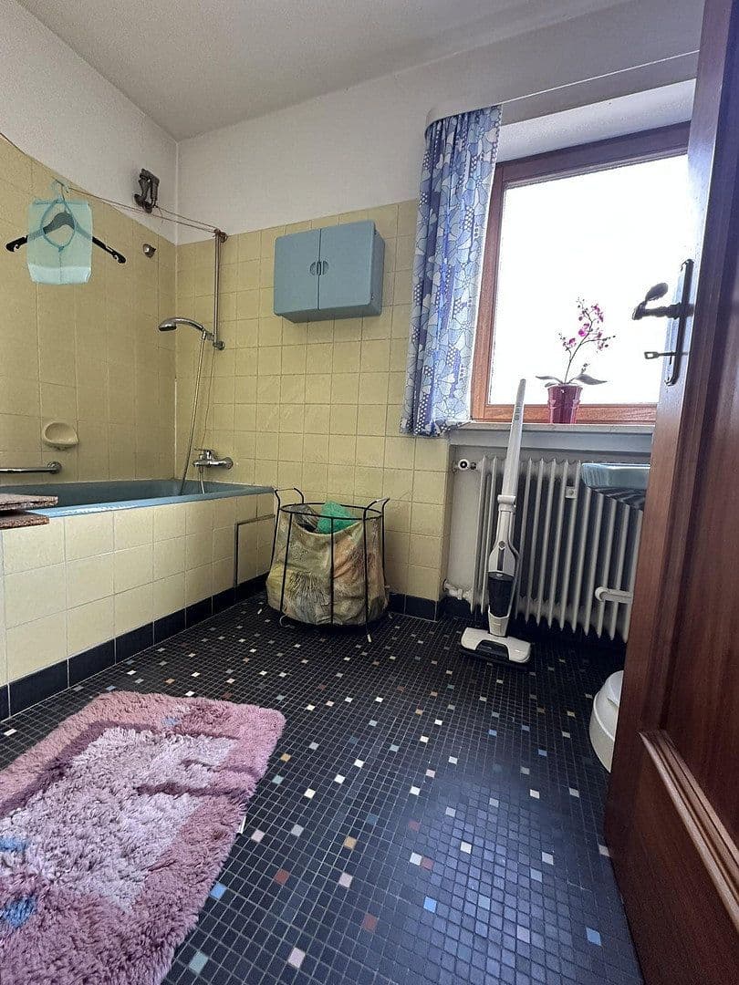 Predaj domu 220 m², pozemek 610 m², Augsburg, Bavorsko Predaj domu 220 m², pozemek 610 m², Augsburg, Bavorsko