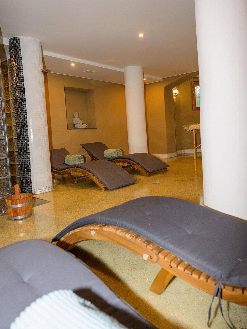 Predaj domu 489 m², pozemek 8.135 m², Bützow, Meklenbursko-Predpomoransko Predaj domu 489 m², pozemek 8.135 m², Bützow, Meklenbursko-Predpomoransko