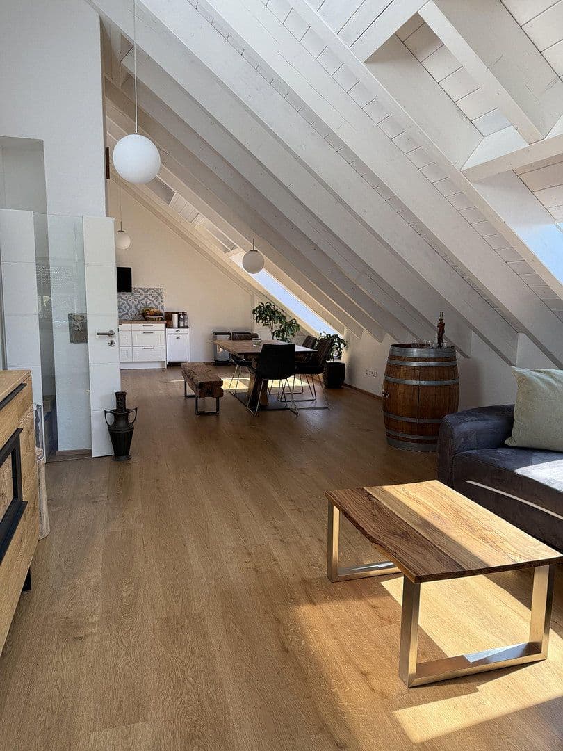 Prenájom bytu 2-izbový 94 m², Jahnstrasse 84, Speyer, Porýnie-Falcko Prenájom bytu 2-izbový 94 m², Jahnstrasse 84, Speyer, Porýnie-Falcko