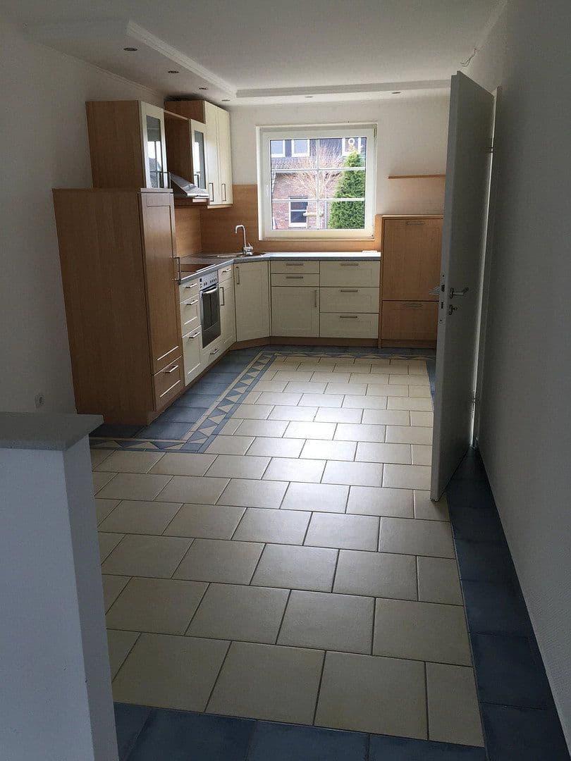 Predaj domu 113 m², pozemek 286 m², Am Waldrand 43, Hückelhoven, Severné Porýnie - Westfálsko Predaj domu 113 m², pozemek 286 m², Am Waldrand 43, Hückelhoven, Severné Porýnie - Westfálsko