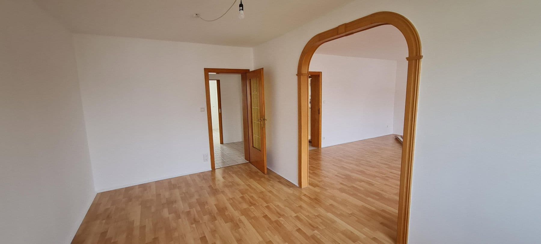 Prenájom bytu 3-izbový 75 m², Hannover, Dolné Sasko Prenájom bytu 3-izbový 75 m², Hannover, Dolné Sasko