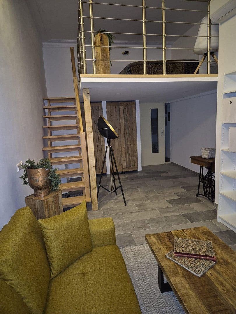 Prenájom bytu 2-izbový 55 m², Karlsruhe, Bádensko-Wurttembersko Prenájom bytu 2-izbový 55 m², Karlsruhe, Bádensko-Wurttembersko
