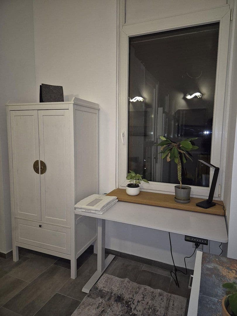 Prenájom bytu 2-izbový 55 m², Karlsruhe, Bádensko-Wurttembersko Prenájom bytu 2-izbový 55 m², Karlsruhe, Bádensko-Wurttembersko