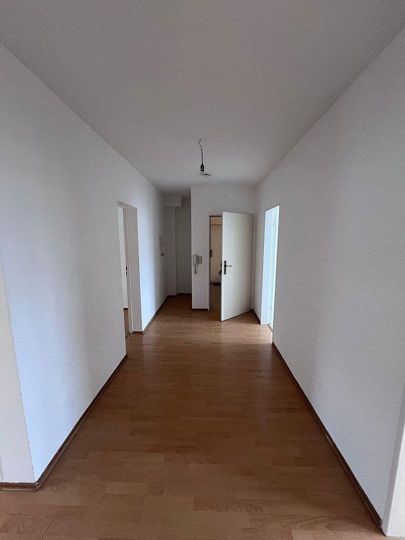 Prenájom bytu 3-izbový 70 m², Leibnizstr. 41, Heusenstamm, Hesensko Prenájom bytu 3-izbový 70 m², Leibnizstr. 41, Heusenstamm, Hesensko