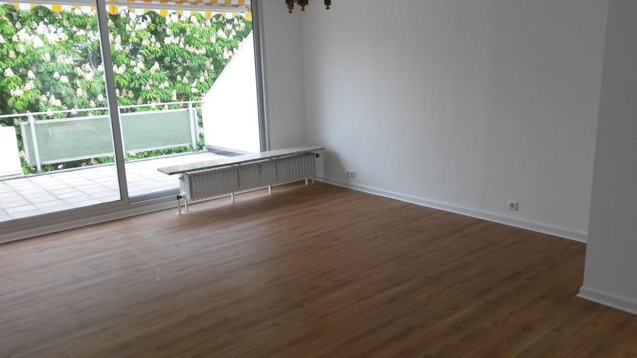 Prenájom bytu 3-izbový 97 m², Bad Salzuflen, Severné Porýnie - Westfálsko Prenájom bytu 3-izbový 97 m², Bad Salzuflen, Severné Porýnie - Westfálsko