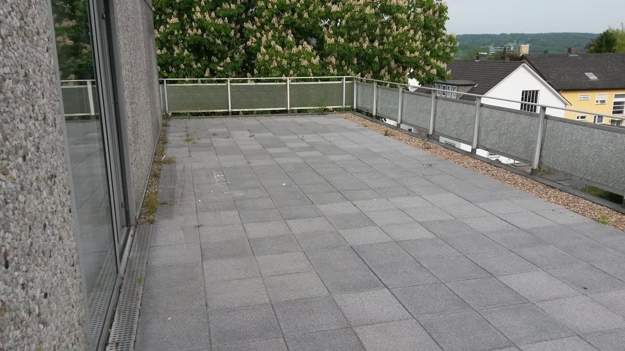 Prenájom bytu 3-izbový 97 m², Bad Salzuflen, Severné Porýnie - Westfálsko Prenájom bytu 3-izbový 97 m², Bad Salzuflen, Severné Porýnie - Westfálsko