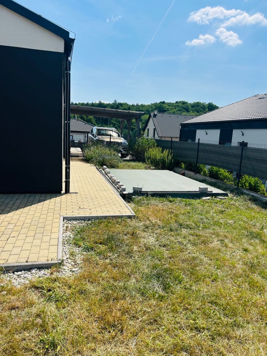 Predaj domu 100 m², pozemek 321 m², K Rondelu, Nová Ves pod Pleší, Středočeský kraj Predaj domu 100 m², pozemek 321 m², K Rondelu, Nová Ves pod Pleší, Středočeský kraj