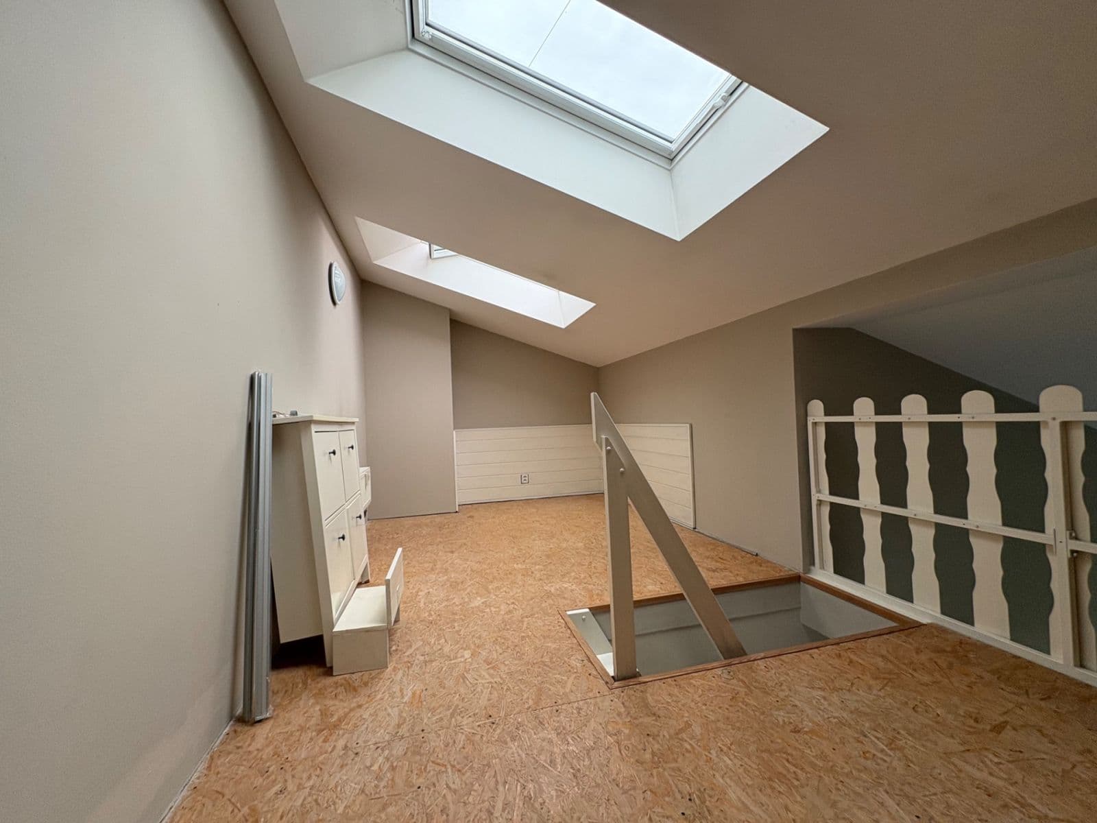 Prenájom bytu 3-izbový 58 m², Okružní, Roudnice nad Labem, Ústecký kraj Prenájom bytu 3-izbový 58 m², Okružní, Roudnice nad Labem, Ústecký kraj