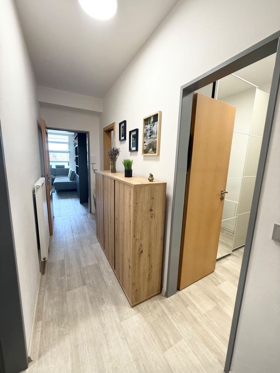 Predaj bytu 2-izbový 59 m², Mutěnická, Plzeň, Plzeňský kraj Predaj bytu 2-izbový 59 m², Mutěnická, Plzeň, Plzeňský kraj