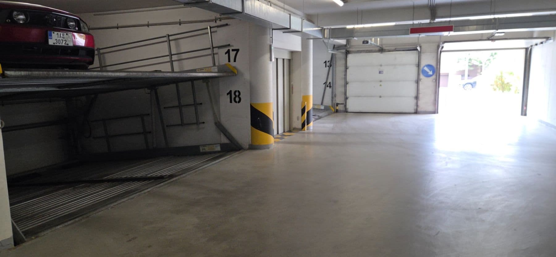 Prenájom garáže 12 m², Otradovická, Praha, Praha Prenájom garáže 12 m², Otradovická, Praha, Praha
