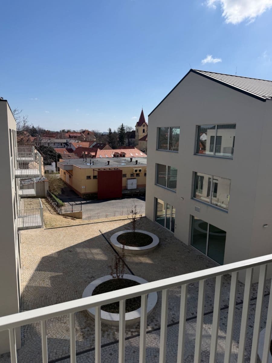 Prenájom bytu 2-izbový 42 m², Cihlářská, Hostivice, Středočeský kraj Prenájom bytu 2-izbový 42 m², Cihlářská, Hostivice, Středočeský kraj