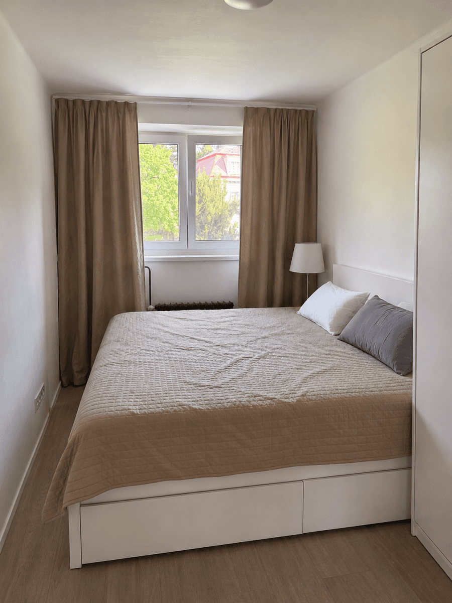 Predaj bytu 3-izbový 57 m², Evropská, Praha, Praha Predaj bytu 3-izbový 57 m², Evropská, Praha, Praha