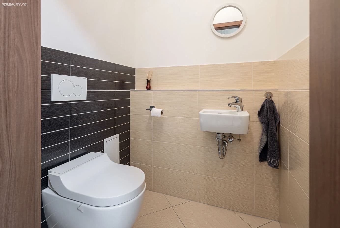 Predaj bytu 4-izbový 120 m², Padovská, Praha, Praha Predaj bytu 4-izbový 120 m², Padovská, Praha, Praha