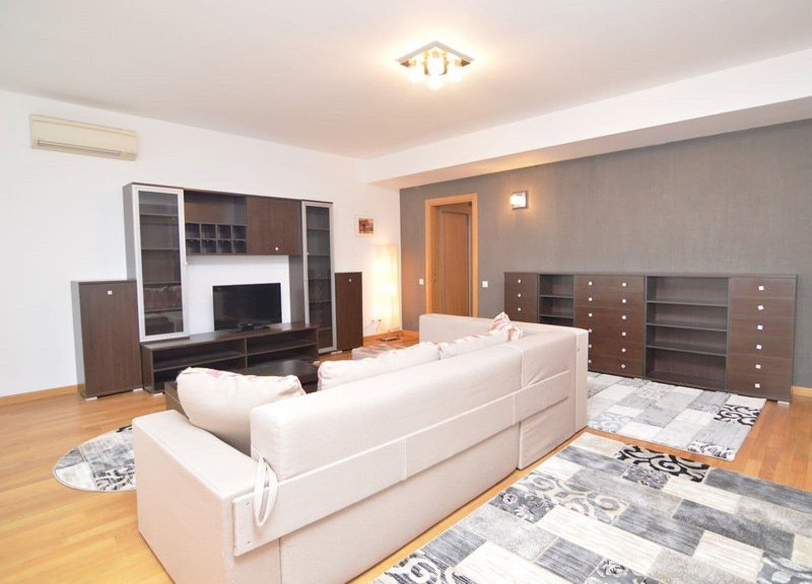 Prenájom bytu 2-izbový 72 m², Sudoměřská, Praha, Praha Prenájom bytu 2-izbový 72 m², Sudoměřská, Praha, Praha