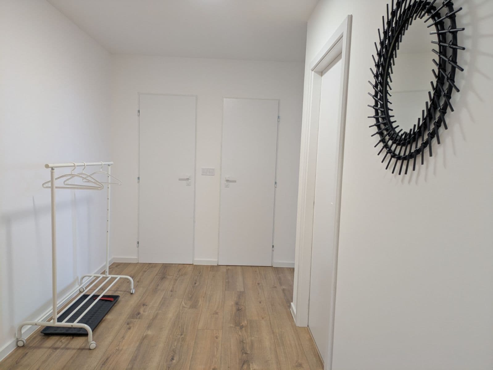 Prenájom bytu 4-izbový 12 m², Suchý vršek, Praha, Praha Prenájom bytu 4-izbový 12 m², Suchý vršek, Praha, Praha