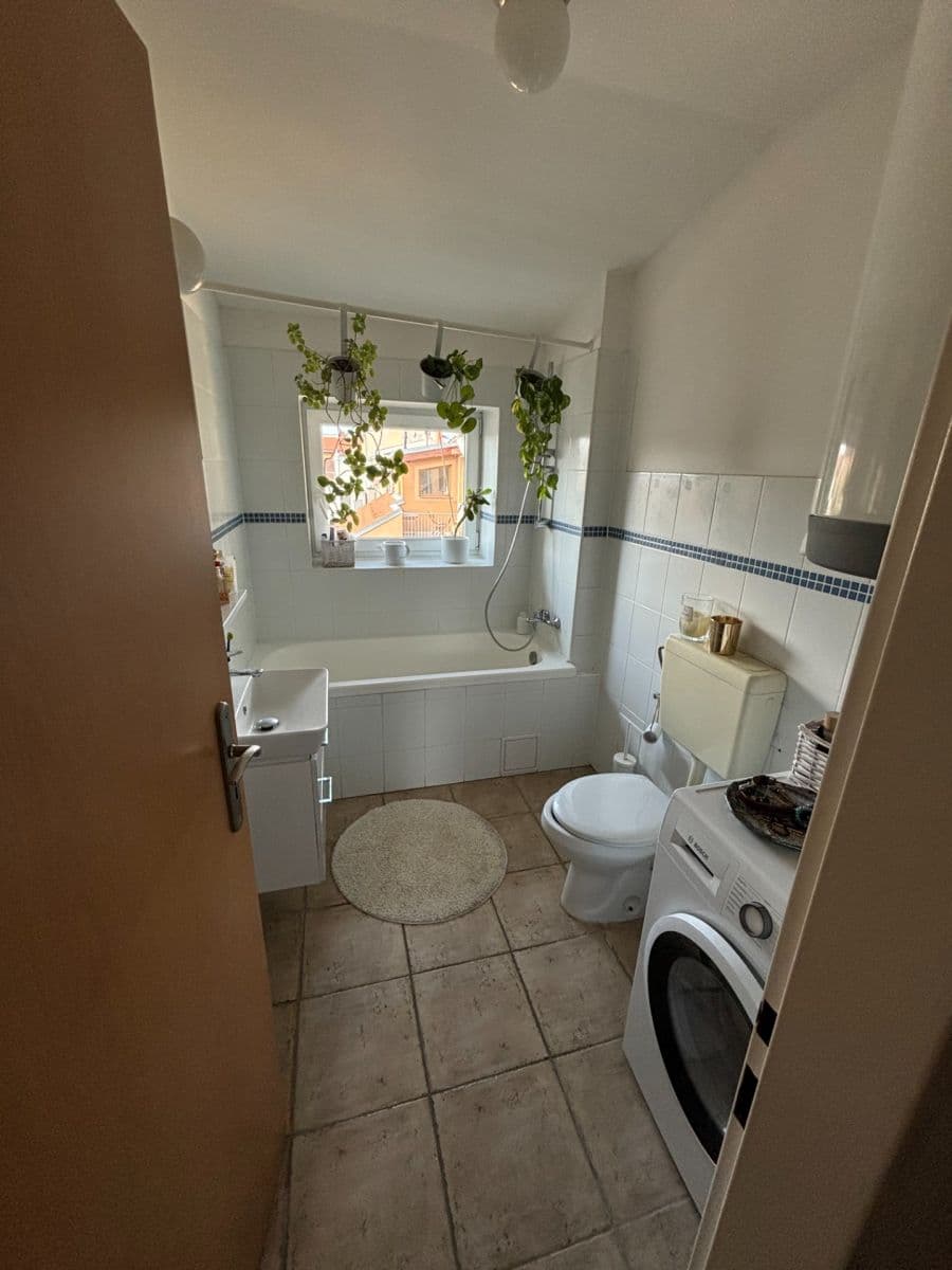 Prenájom bytu 2-izbový 47 m², Jeronýmova, Brno, Jihomoravský kraj Prenájom bytu 2-izbový 47 m², Jeronýmova, Brno, Jihomoravský kraj