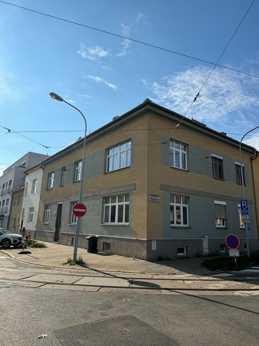 Prenájom bytu 2-izbový 47 m², Jeronýmova, Brno, Jihomoravský kraj Prenájom bytu 2-izbový 47 m², Jeronýmova, Brno, Jihomoravský kraj