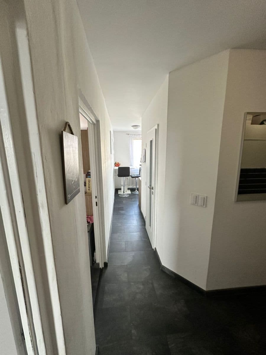 Prenájom bytu 2-izbový 67 m², Jungmannova, Hradec Králové, Královéhradecký kraj Prenájom bytu 2-izbový 67 m², Jungmannova, Hradec Králové, Královéhradecký kraj