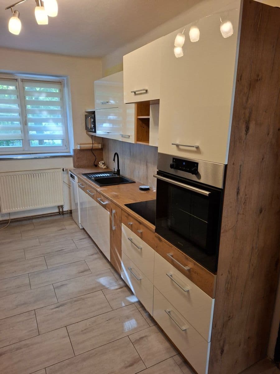 Prenájom bytu 2-izbový 57 m², Havlíčkova, Mladá Boleslav, Středočeský kraj Prenájom bytu 2-izbový 57 m², Havlíčkova, Mladá Boleslav, Středočeský kraj