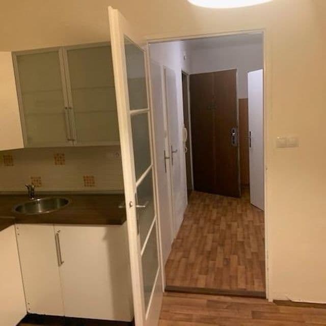 Prenájom bytu 2-izbový 50 m², Za Strašnickou vozovnou, Praha, Praha Prenájom bytu 2-izbový 50 m², Za Strašnickou vozovnou, Praha, Praha