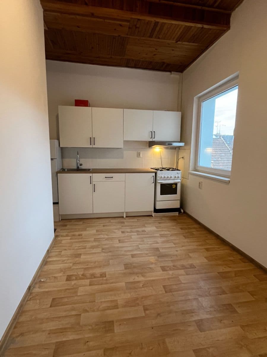 Prenájom bytu 3-izbový 75 m², Svitavská, Brno, Jihomoravský kraj Prenájom bytu 3-izbový 75 m², Svitavská, Brno, Jihomoravský kraj
