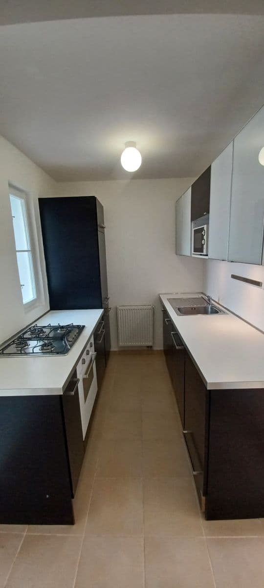 Prenájom bytu 2-izbový 57 m², Ortenovo náměstí, Praha, Praha Prenájom bytu 2-izbový 57 m², Ortenovo náměstí, Praha, Praha